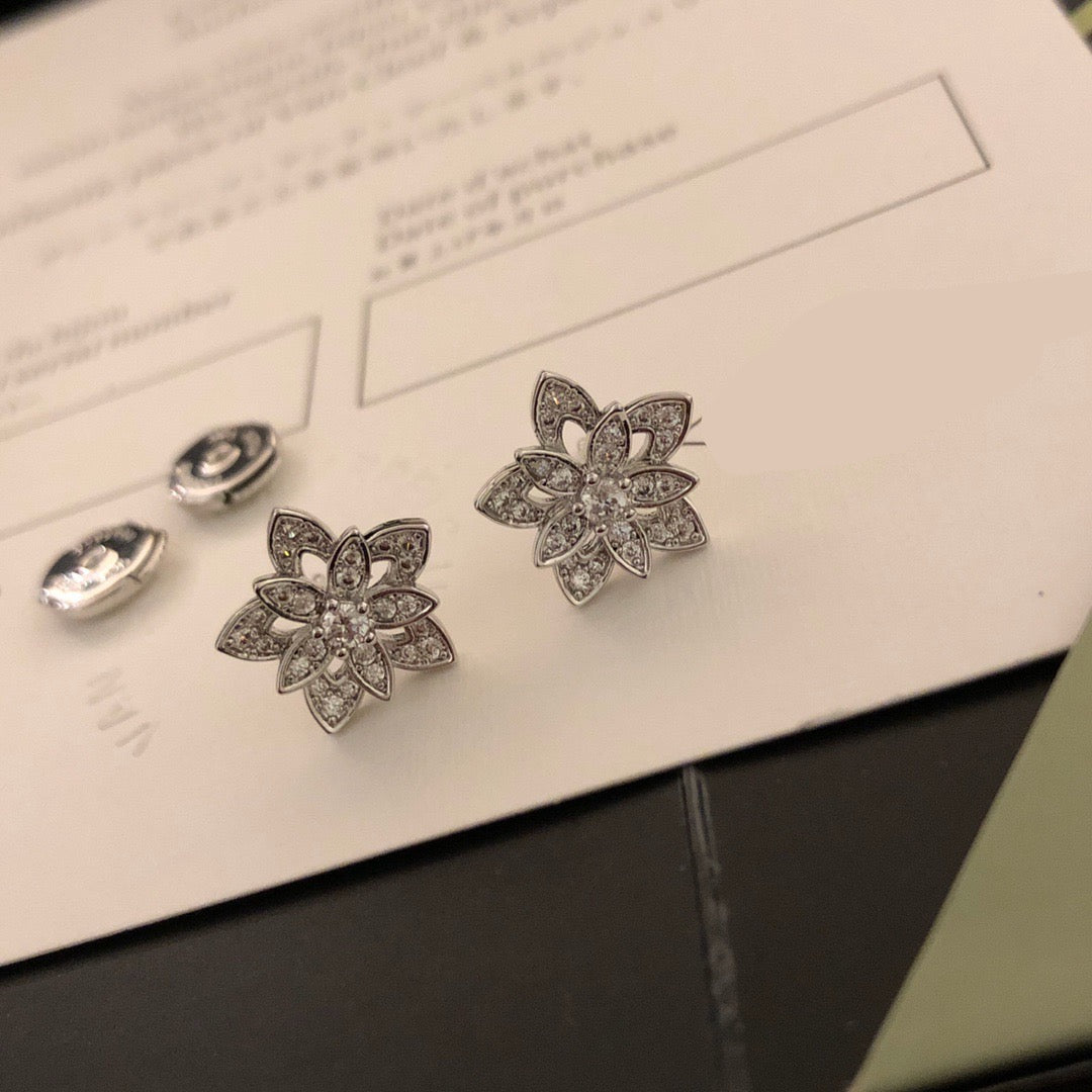 ¡®Veyra Jewelry¡¯Lotus Openwork Earrings(Mini)