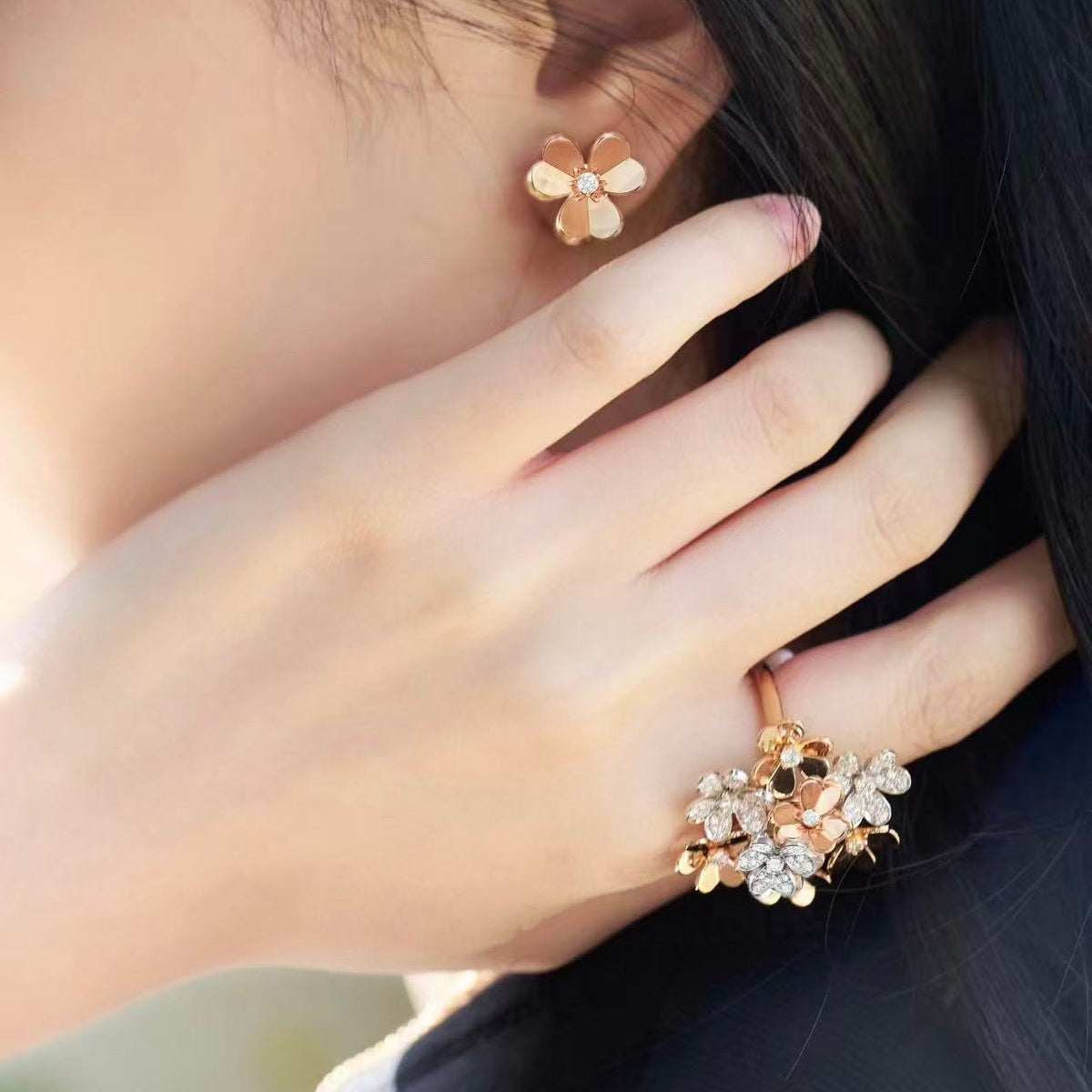 ¡®Veyra Jewelry¡¯FRIVOLE MINI FLOWER EARRINGS