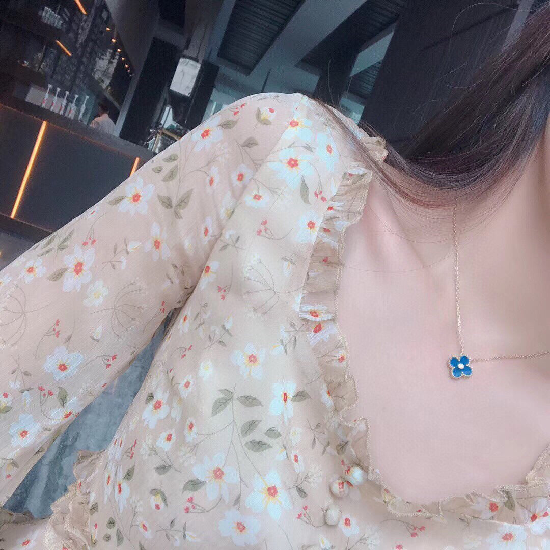 ¡®Veyra Jewelry¡¯CLOVER 15MM DIAMOND AND BLUE AGATE NECKLACE
