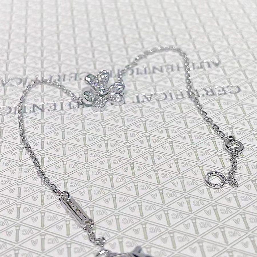 ¡®Veyra Jewelry¡¯FRIVOLE SILVER FLOWER DIAMOND BRACELET