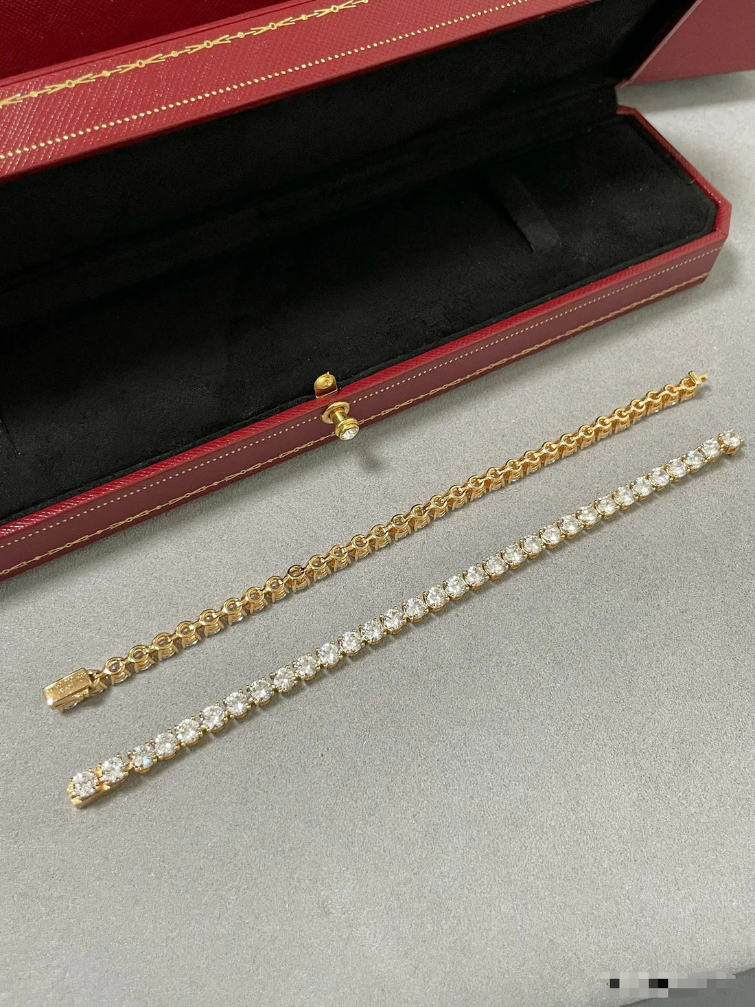 [Veyra Jewelry] TENNIS BRACELET WITH FULL DIAMOND SETTING