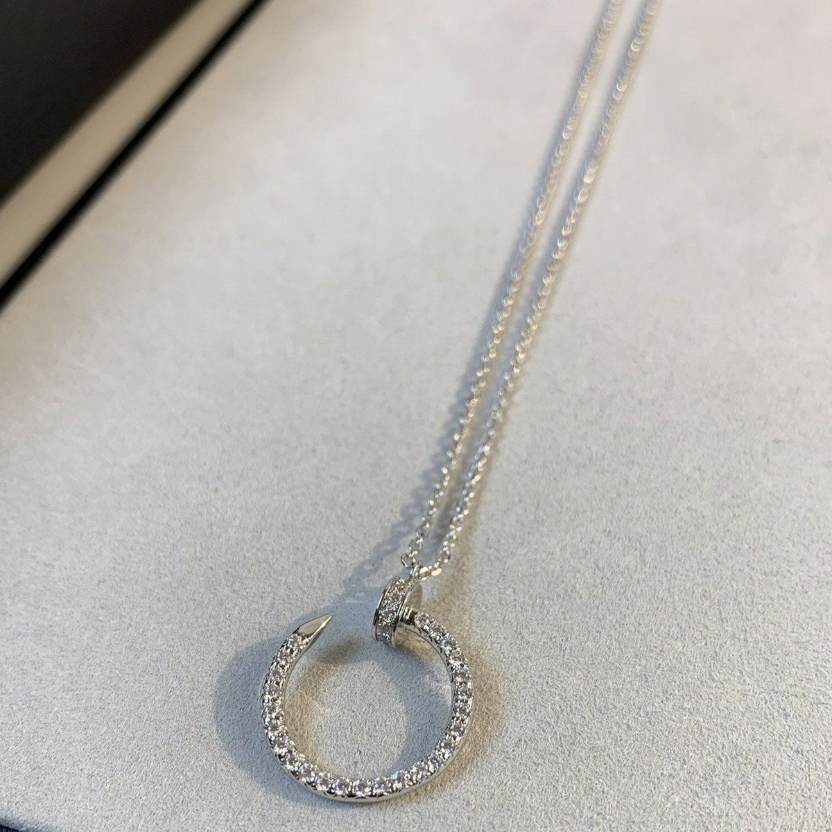 ¡®Veyra Jewelry¡¯JUSTE NECKLACE SILVER DIAMONDS