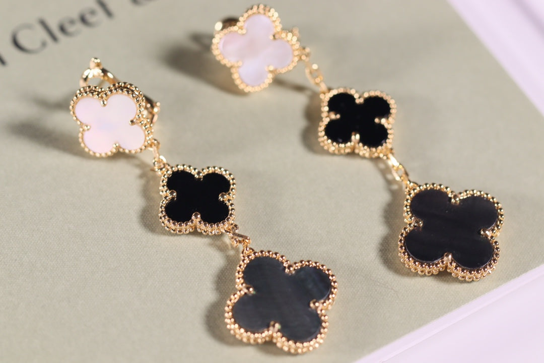 ¡®Veyra Jewelry¡¯CLOVER EARRINGS GOLD ONYX MOP 3 MOTIF