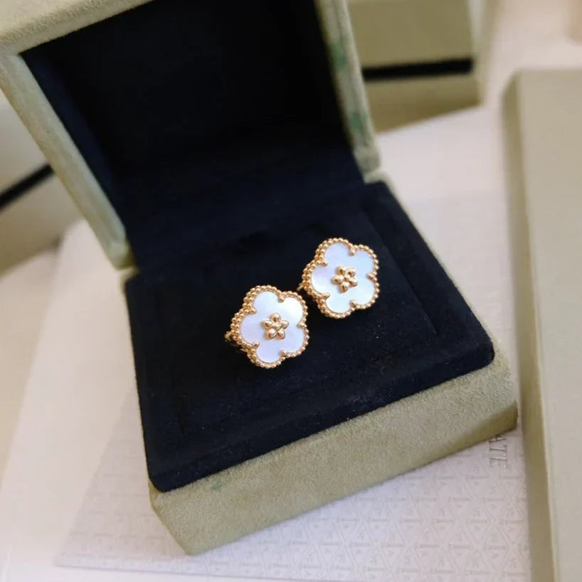 [Veyra Jewelry]LUCKY WHITE MOP EARRINGS