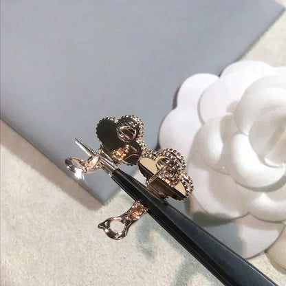 ¡®Veyra Jewelry¡¯CLOVER MEDIUM 1 MOTIFS  PINK MOP DIAMOND EARRINGS