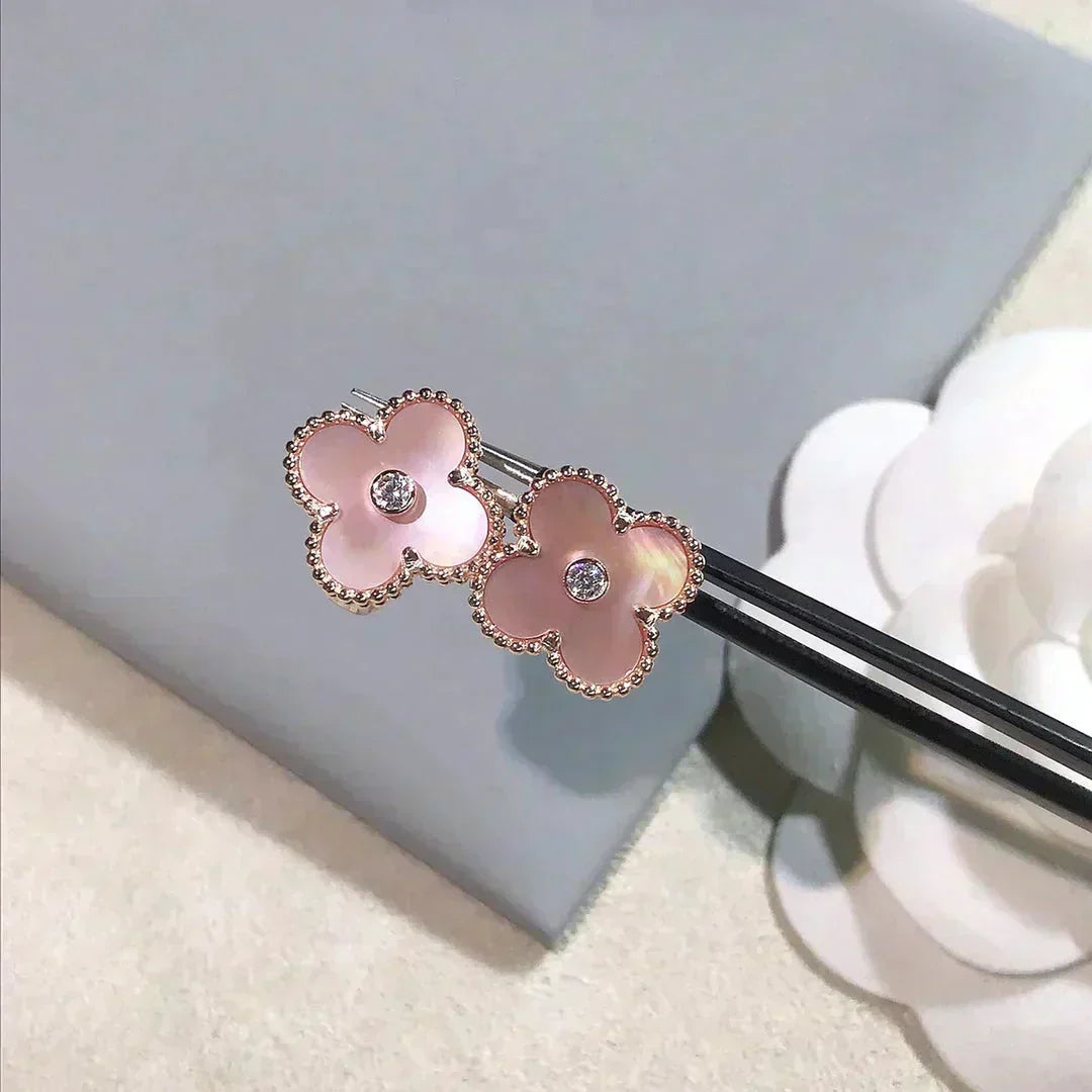 ¡®Veyra Jewelry¡¯CLOVER MEDIUM 1 MOTIFS  PINK MOP DIAMOND EARRINGS