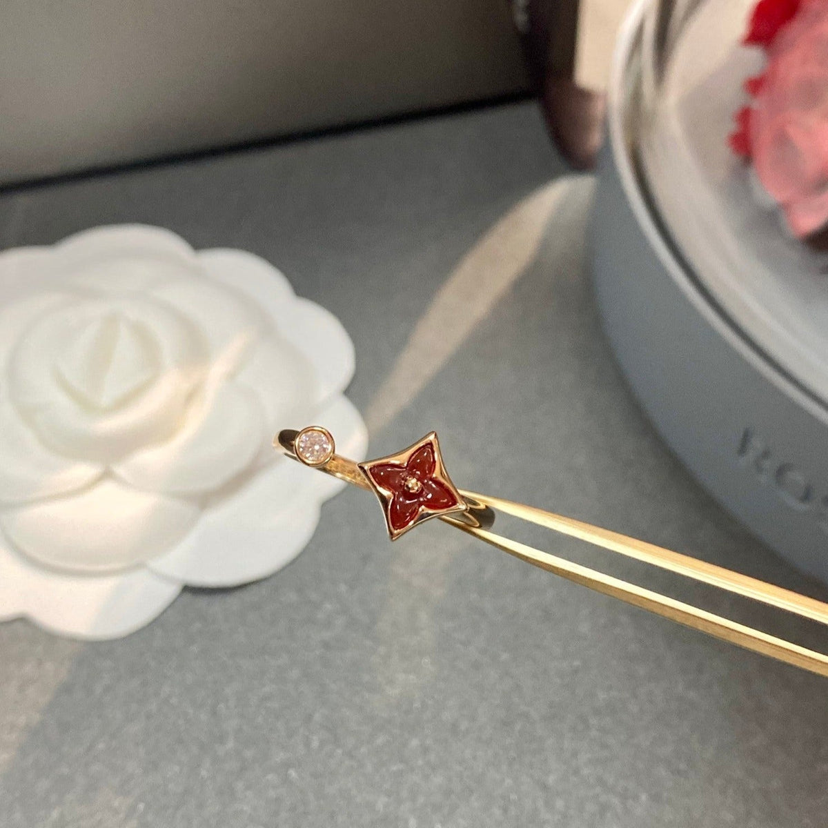 ¡®Veyra Jewelry¡¯STAR 1 DIAMOND OPEN RING