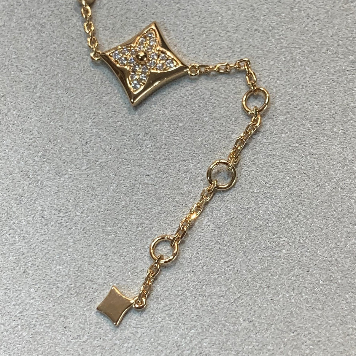 ¡®Veyra Jewelry¡¯STAR AND SUN 4 MOTIFS GOLD DIAMONDS BRACELET
