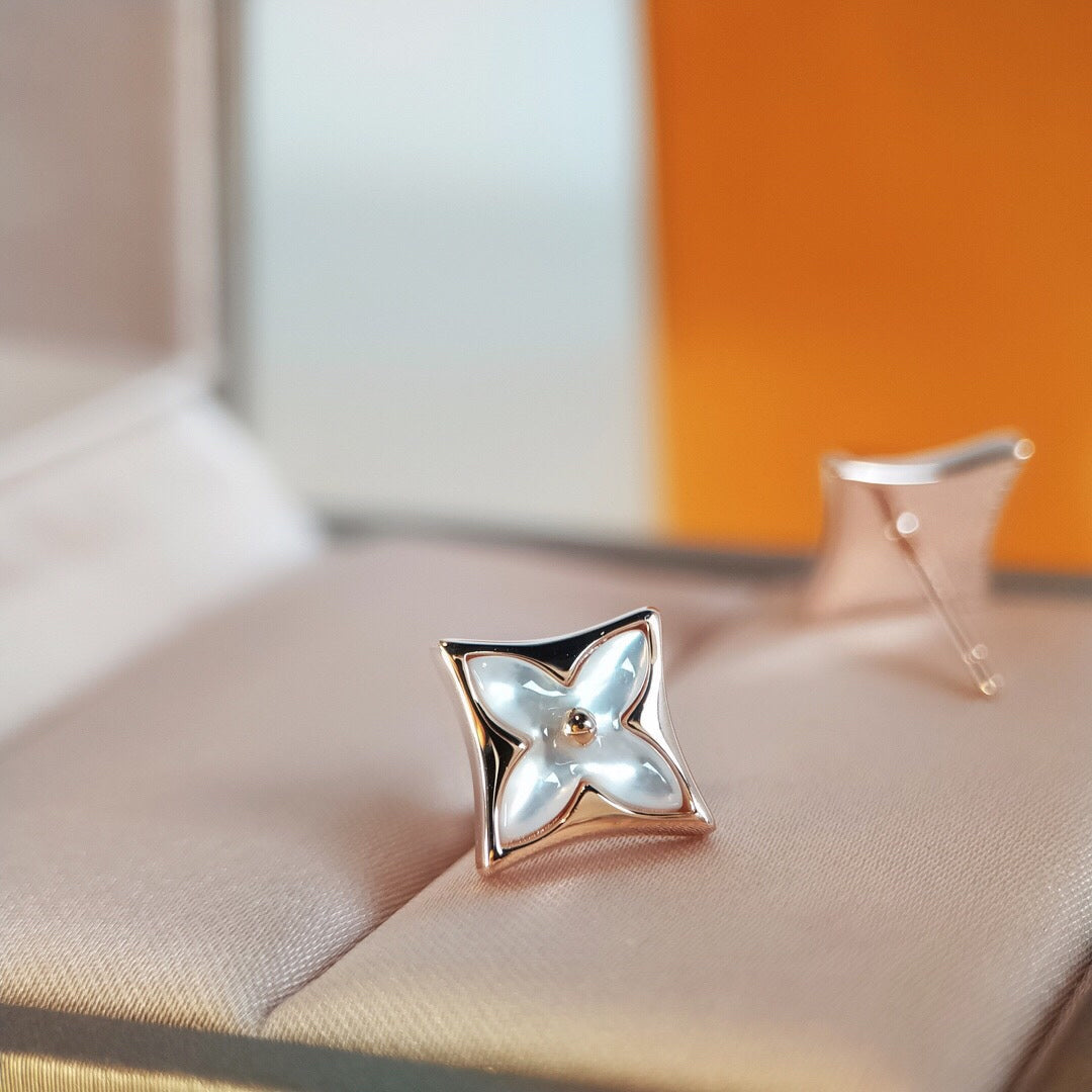 ¡®Veyra Jewelry¡¯STAR MOP PINK GOLD EARRINGS