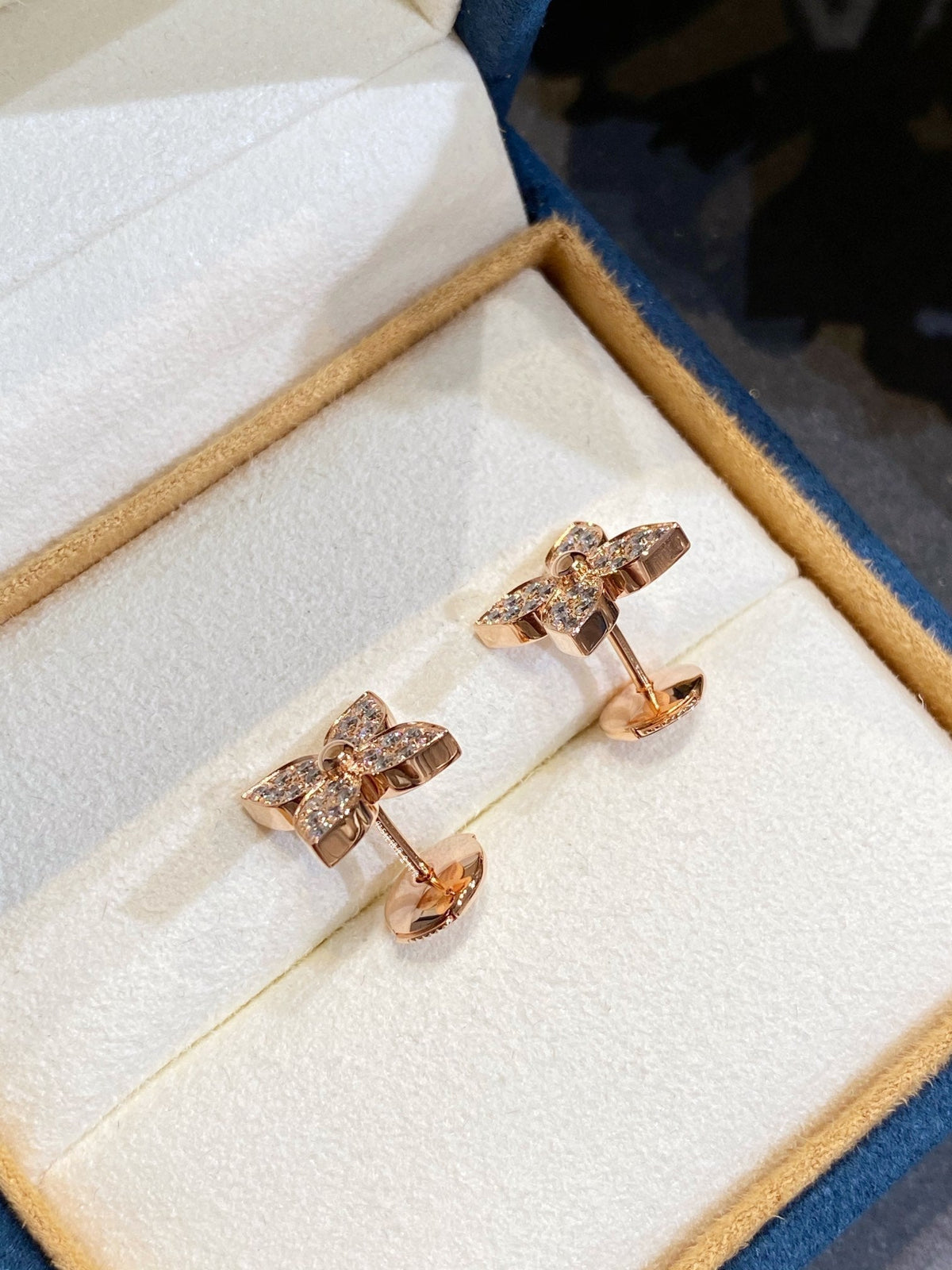 ¡®Veyra Jewelry¡¯STAR DIAMOND EARRINGS