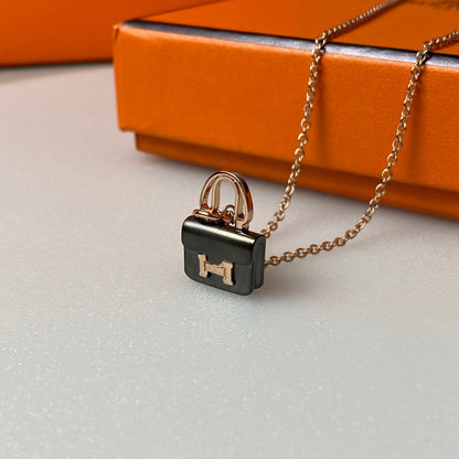 ¡®Veyra Jewelry¡¯CONSTANCE BLACK PEDANT PINK GOLD NECKLACE