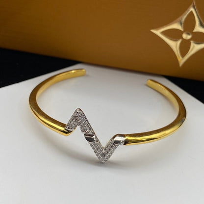 ¡®Veyra Jewelry¡¯VOLTE UPSITE DOWN DIAMOND GOLD OPEN BRACELET