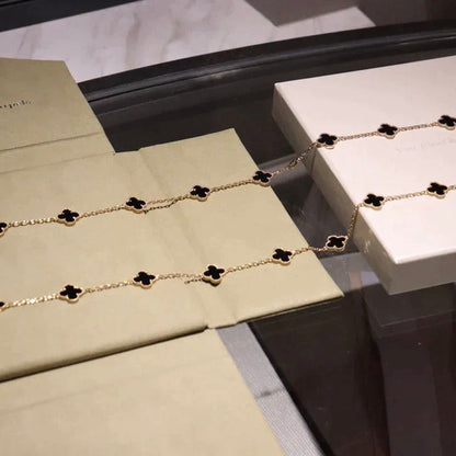 ¡®Veyra Jewelry¡¯CLOVER 20 MOTIFS ONYX NECKLACE