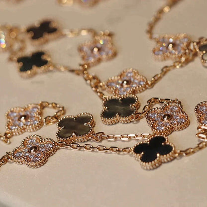 ¡®Veyra Jewelry¡¯CLOVER 20 MOTIFS DARK MOP DIAMOND  NECKLACE