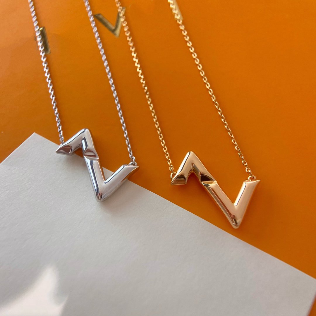 ¡®Veyra Jewelry¡¯VOLTE UPSIDE DOWN NECKLACE