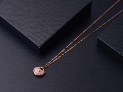¡®Veyra Jewelry¡¯AMULETTE ROSE GOLD PINK MOP NECKLACE