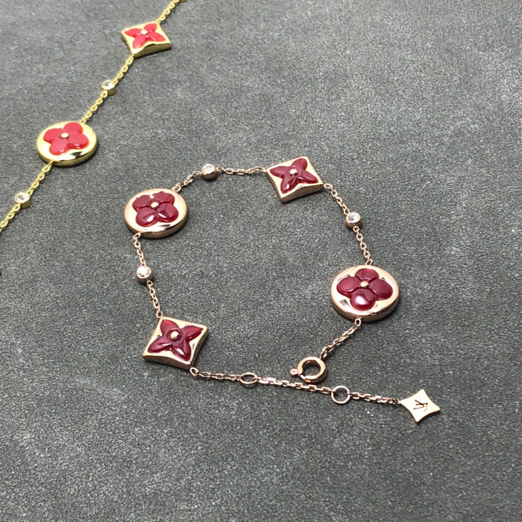 ¡®Veyra Jewelry¡¯STAR AND SUN CARNELIAN 4 MOTIFS 3 DIAMONDS