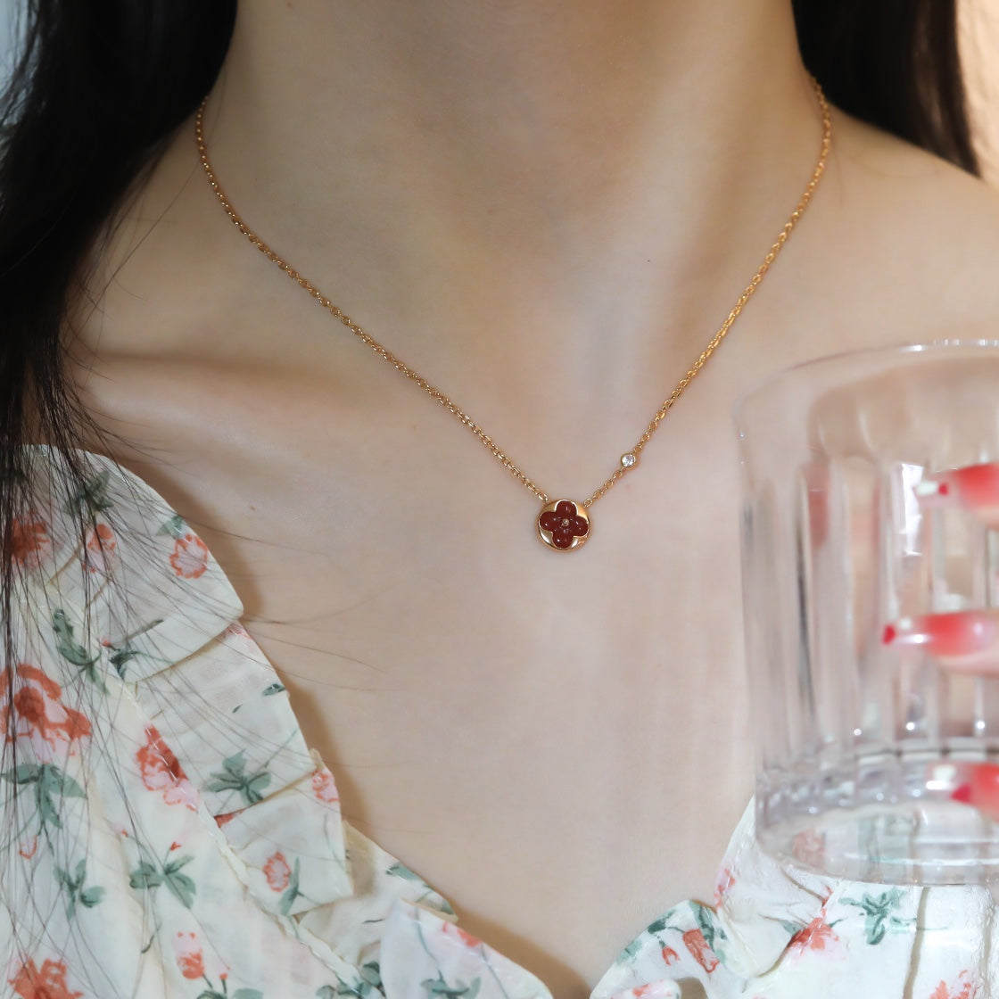 ¡®Veyra Jewelry¡¯SUN PEDANT PINK GOLD 1 DIAMOND NECKLACE