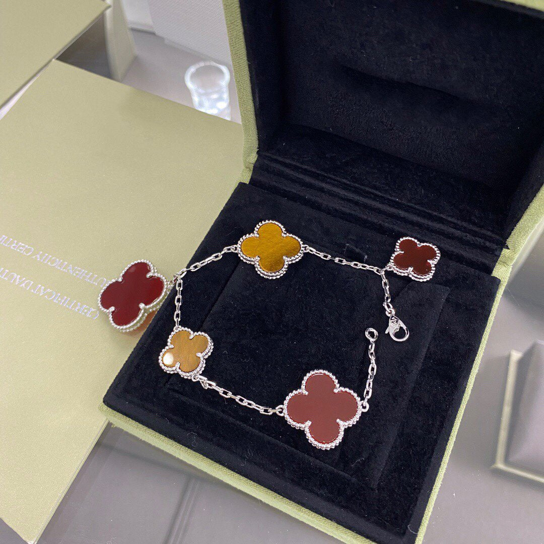 ¡®Veyra Jewelry¡¯CLOVER 5 MOTIFS SIVLER CARNELIAN TIGER EYE BRACELET