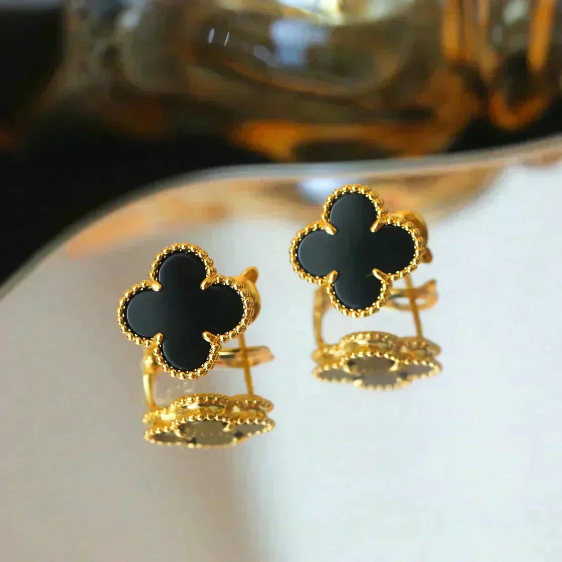 ¡®Veyra Jewelry¡¯CLOVER MEDIUM 1 MOTIFS  ONYX STUD EARRINGS