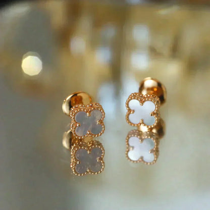 ¡®Veyra Jewelry¡¯CLOVER MINI 9.5MM WHITE MOP EARRINGS