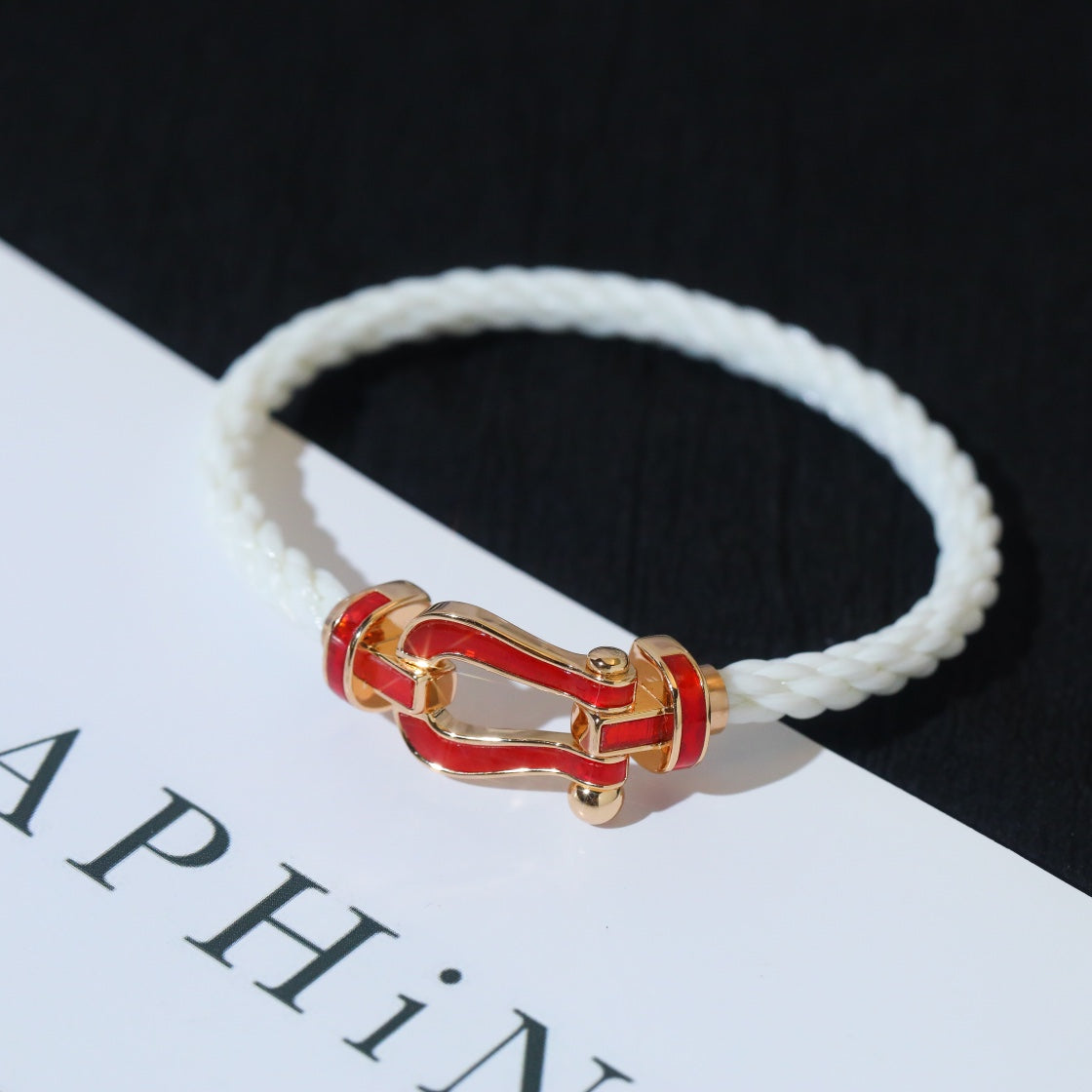 ¡®Veyra Jewelry¡¯FORCE 10 WHITE TEXTILE DIAMOND PAVED