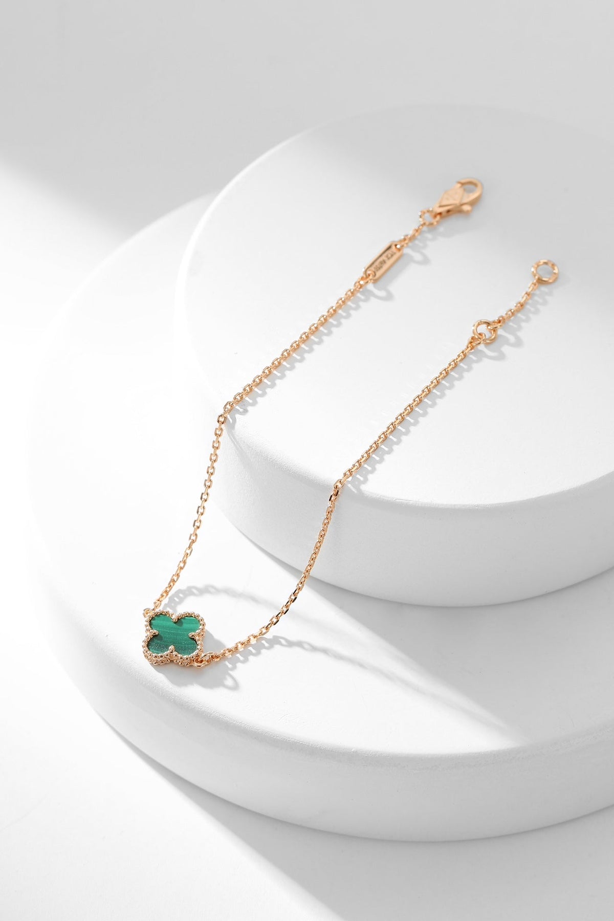 ¡®Veyra Jewelry¡¯CLOVER BRACELET MALACHITE 1 MOTIF