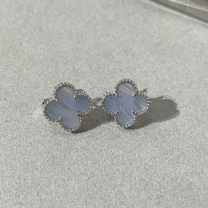 ¡®Veyra Jewelry¡¯CLOVER CHALCEDONY SILVER STUD EARRINGS