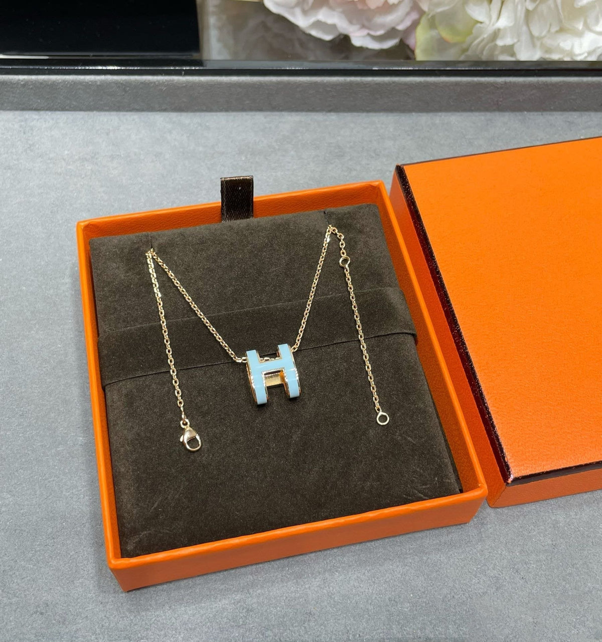 ¡®Veyra Jewelry¡¯POP H SKY BLUE NECKLACE