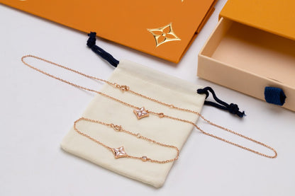 ¡®Veyra Jewelry¡¯STAR PINK MOP 1 DIAMOND PINK GOLD NECKLACE