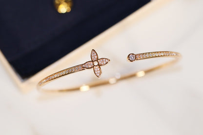 ¡®Veyra Jewelry¡¯IDYLLE GOLD OPEN BRACELET DIAMOND PAVED