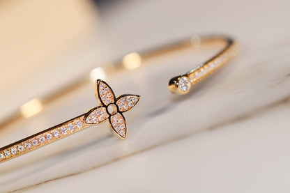 ¡®Veyra Jewelry¡¯IDYLLE GOLD OPEN BRACELET DIAMOND PAVED