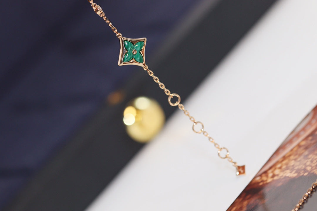 ¡®Veyra Jewelry¡¯STAR AND SUN 4 MOTIF PINK GOLD MALACHITE BRACELET