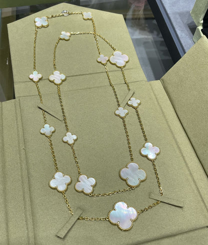 ¡®Veyra Jewelry¡¯CLOVER 16 MOTIF WHITE MOP GOLD NECKLACE