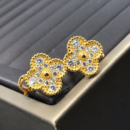¡®Veyra Jewelry¡¯Full Pave Clover Stud Earrings