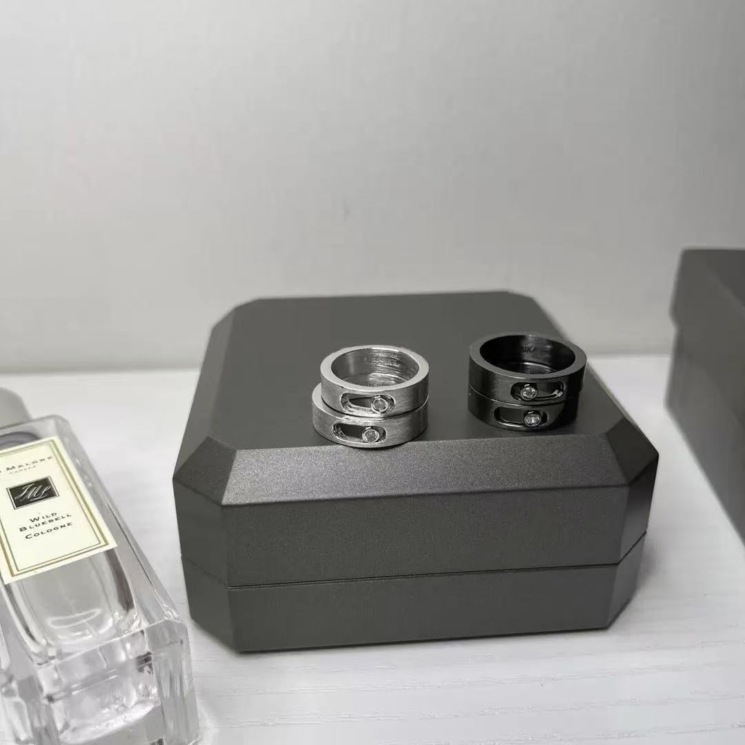 [Veyra Jewelry]Black Titanium Ring with Single Sliding Diamond (Men's Style)