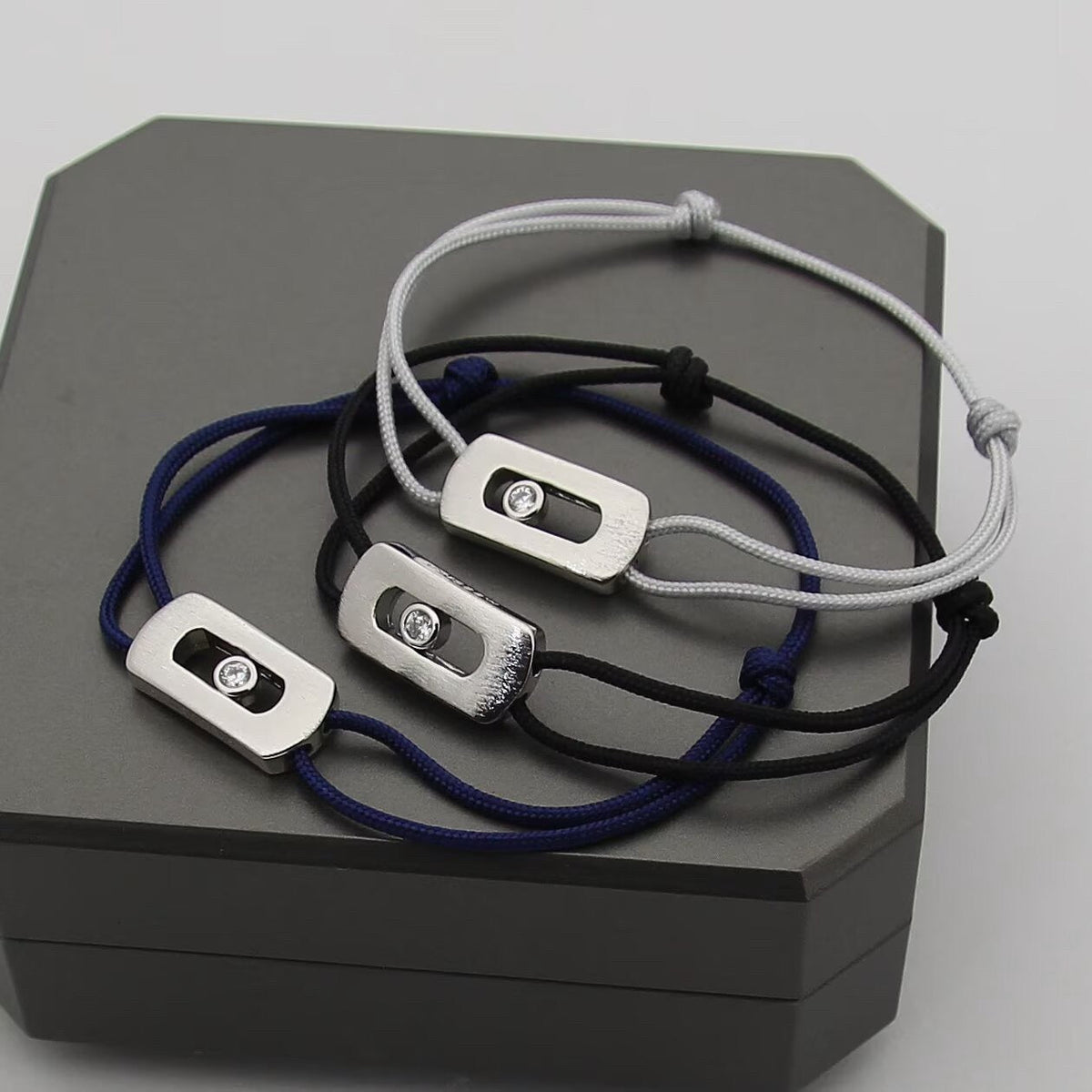 [Veyra Jewelry]My First Diamond Cord Bracelet