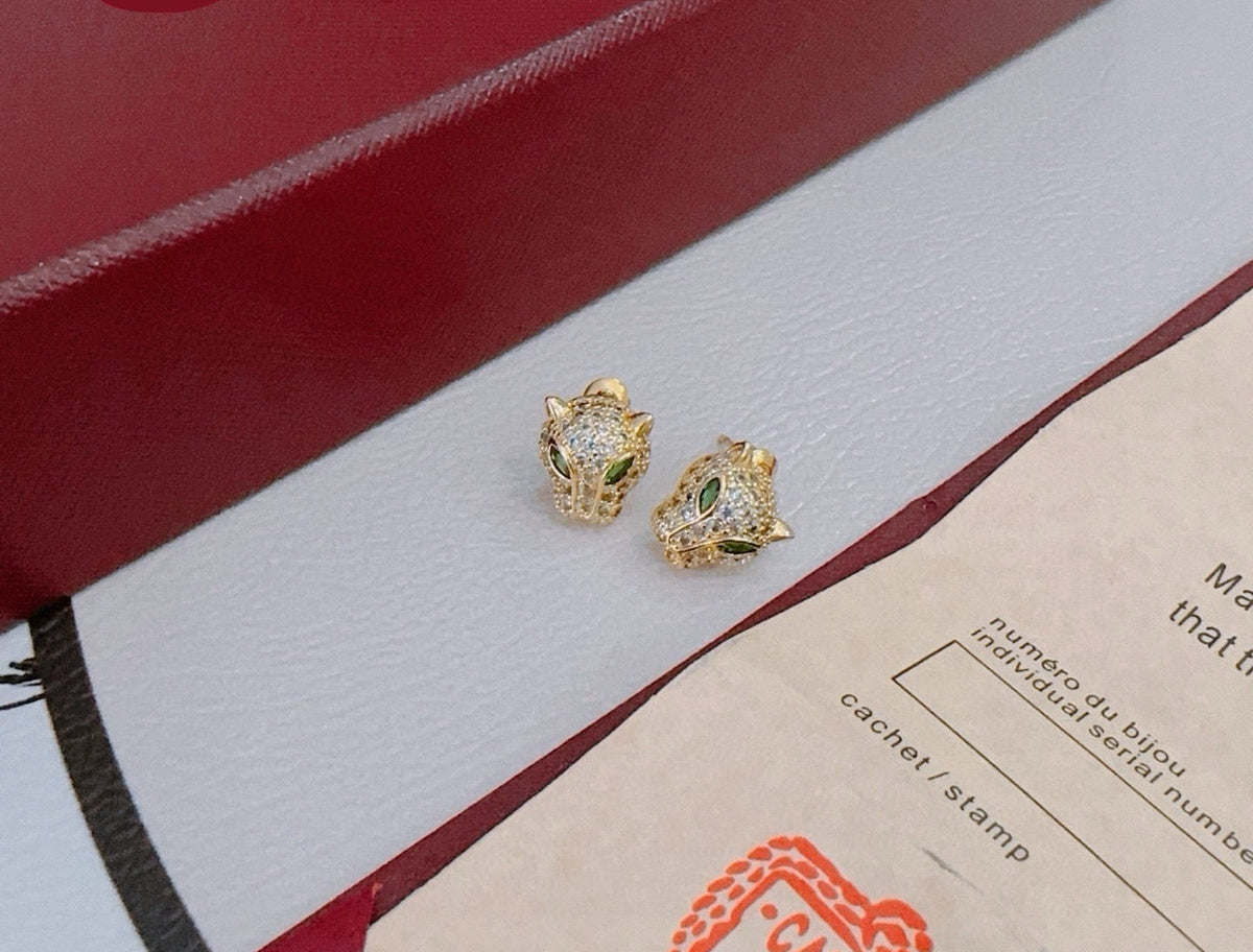 ¡®Veyra Jewelry¡¯Full‑Pavé Diamond Panther‑Head Stud Earrings（副本）