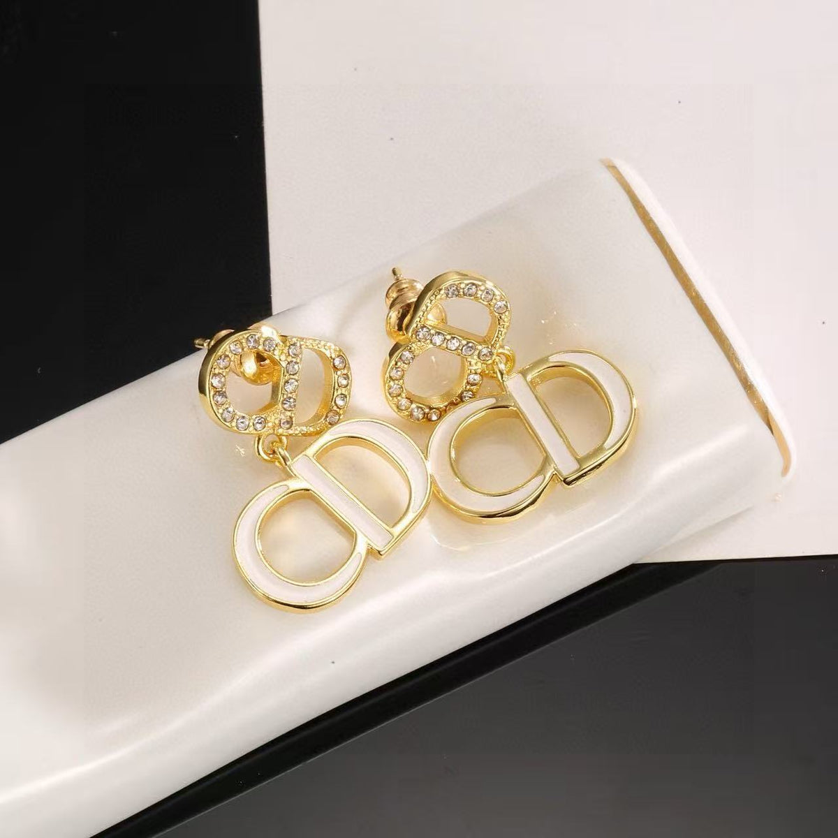 [Veyra Jewelry]Gold CD Letter Stud Earrings