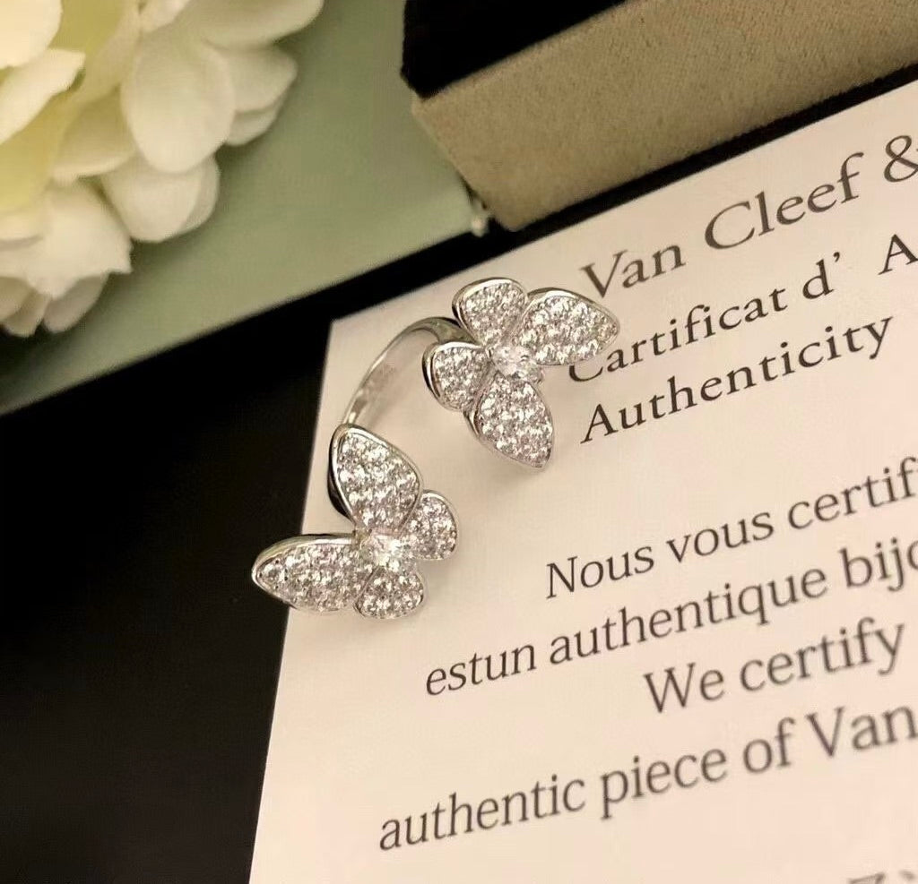 ¡®Veyra Jewelry¡¯TWIN SILVER BUTTERFLY DIAMOND RING