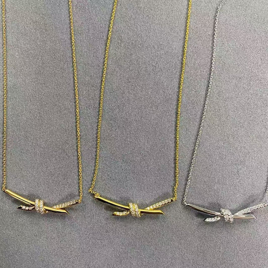 [Veyra Jewelry]T House Diamond-Studded Knot Necklace