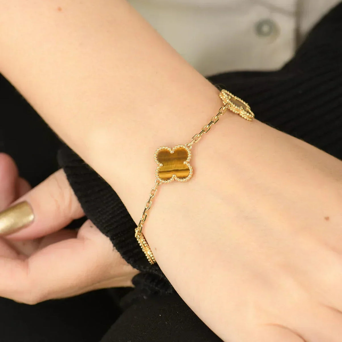 [Veyra Jewelry]New  CLOVER 5 MOTIFS TIGER EYE BRACELET COLLECTION