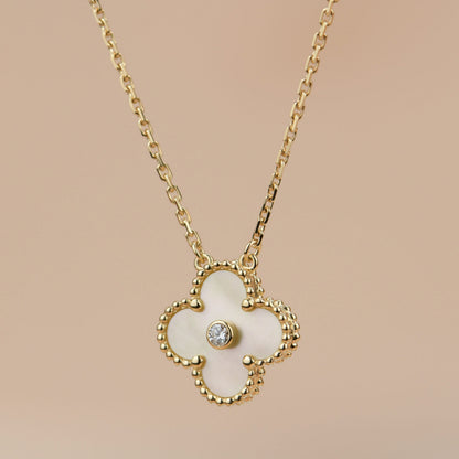 ¡®Veyra Jewelry¡¯CLOVER 15MM DIAMOND GOLD MOTHER OF PEARL NECKLACE