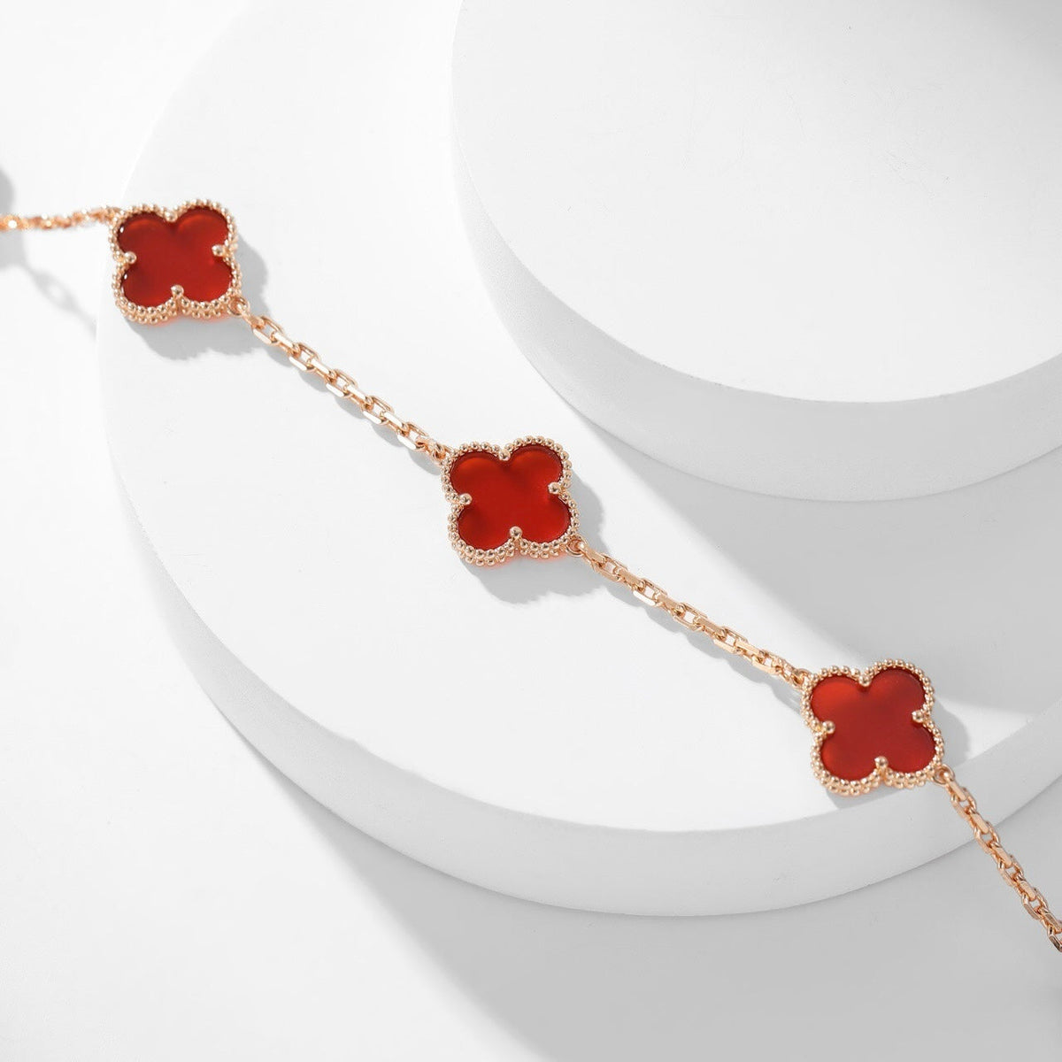 ¡®Veyra Jewelry¡¯CLOVER 10 MOTIFS CARNELIAN NECKLACE