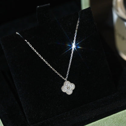 ¡®Veyra Jewelry¡¯CLOVER MINI 9.5MM PENDANT DIAMOND NECKLACE