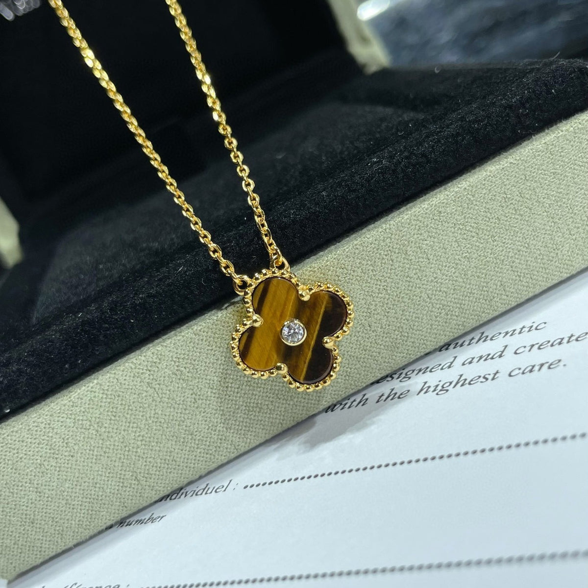 ¡®Veyra Jewelry¡¯CLOVER 15MM DIAMOND AND YELLOW TIGER'S EYE AGATE necklace