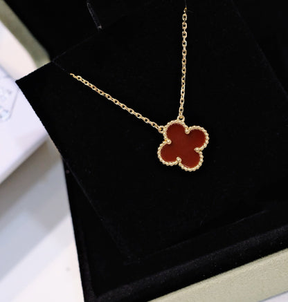 ¡®Veyra Jewelry¡¯CLOVER 15MM CARNELIAN SINGLE FLOWER NECKLACE