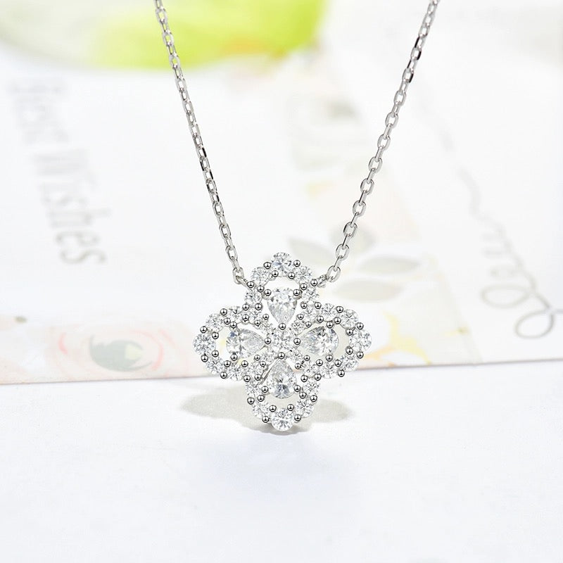 ¡®Veyra Jewelry¡¯LOOP NECKLACE FULL MOTIF DIAMOND 16MM MULTIPLE COLORS