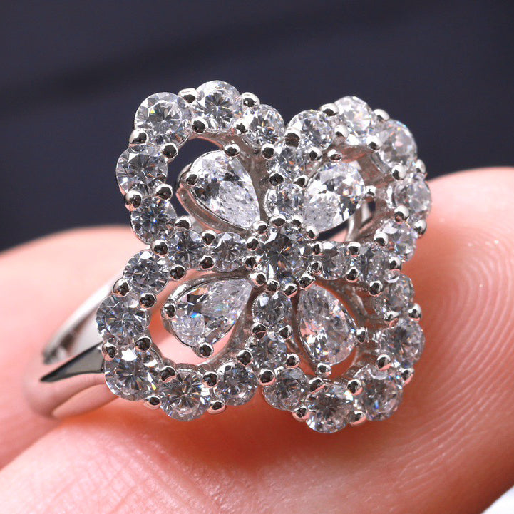 ¡®Veyra Jewelry¡¯LOOP RING FULL MOTIF DIAMOND 16MM SILVE