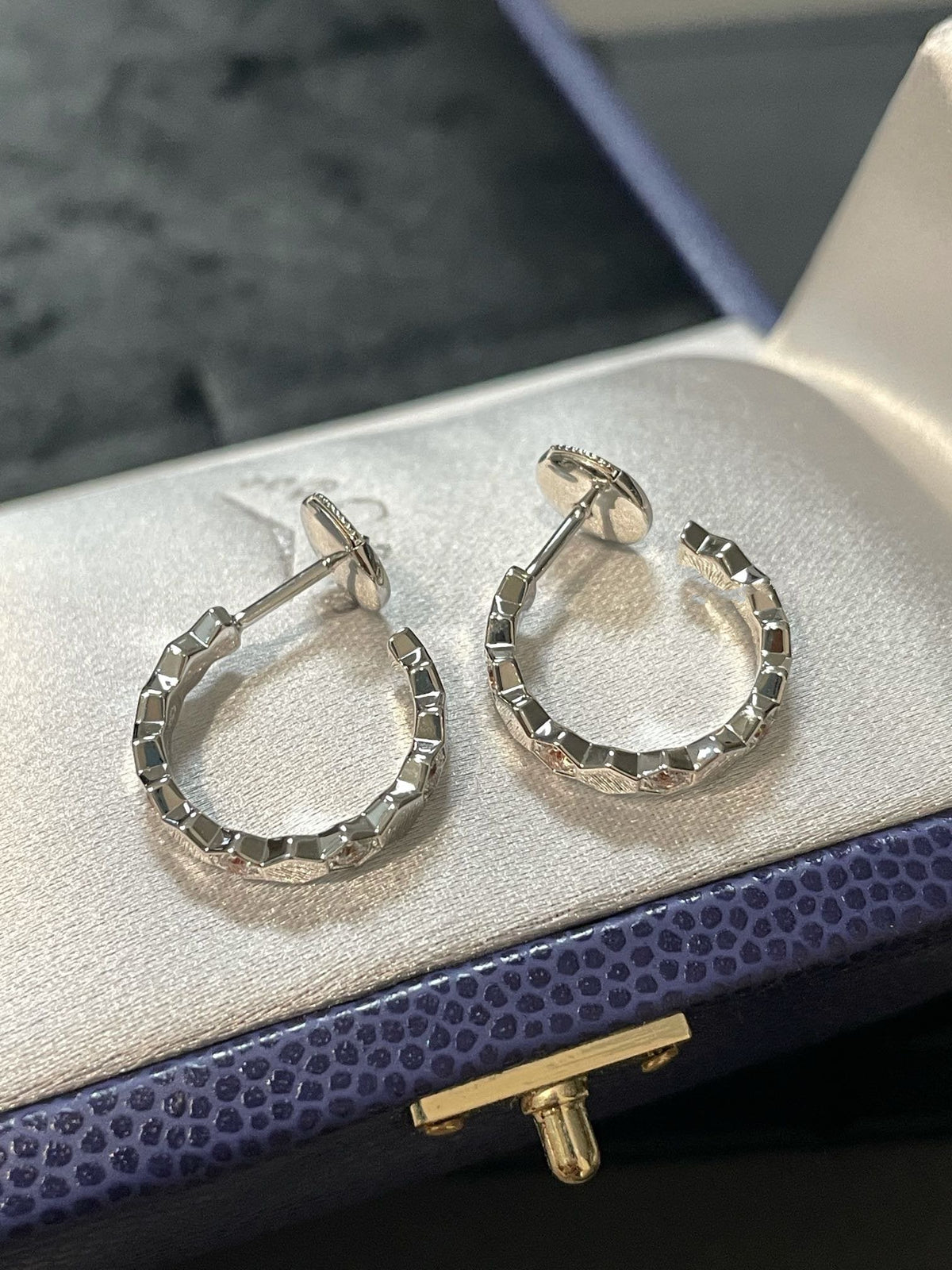 ¡®Veyra Jewelry¡¯BEE LOVE Earrings Silver